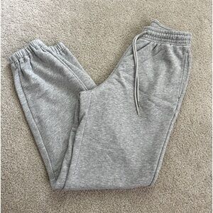uniqlo sweatpants